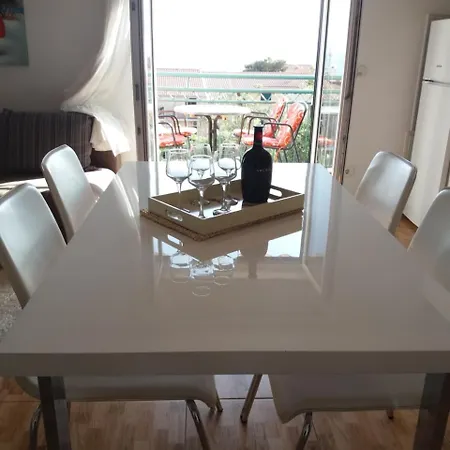 Apartment Jana *